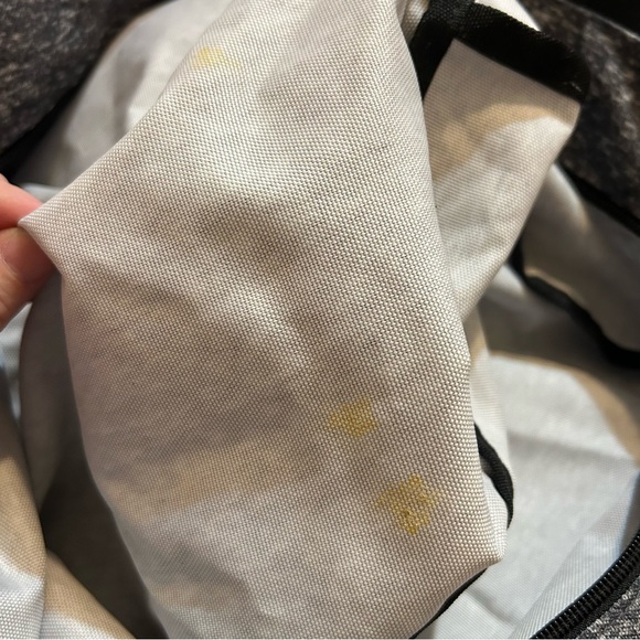 NWT Pink Victoria Secret Gray Weekender Tote Bag 20x13” - Picture 6 of 6